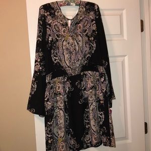 Bell sleeve dress